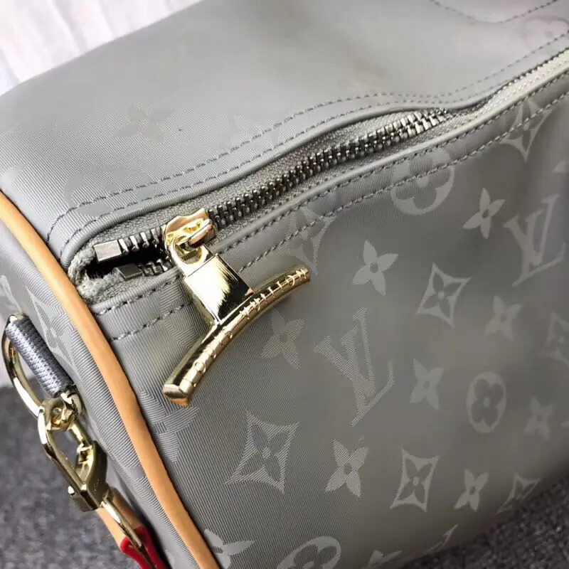 louis vuitton aaa qualite sac de voyage s_44030a4